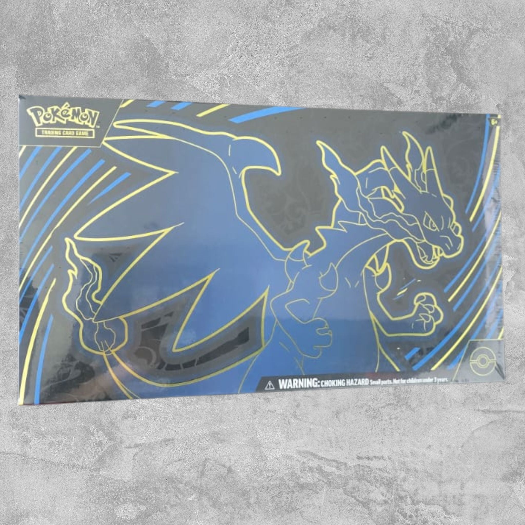 Pokémon TCG: Mega Charizard X ex Ultra-Premium Collection